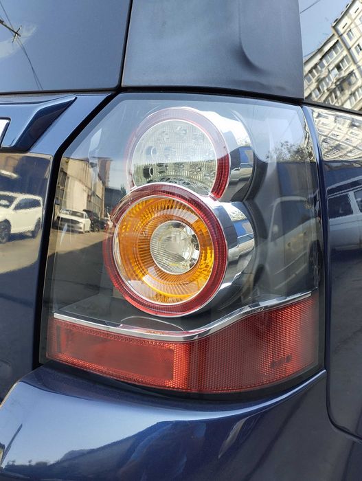 Фонарь Land Rover Discovery 3 4 Sport L550 LR2 Freelander rest