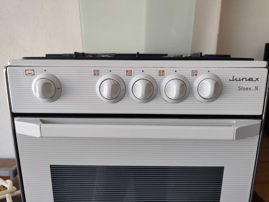Fogão com forno a gaz