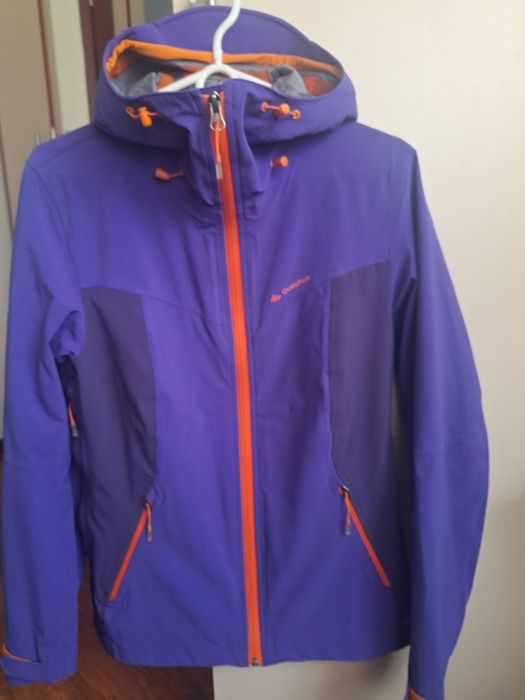 Kurtka damska przeciwdeszczowa Quechua