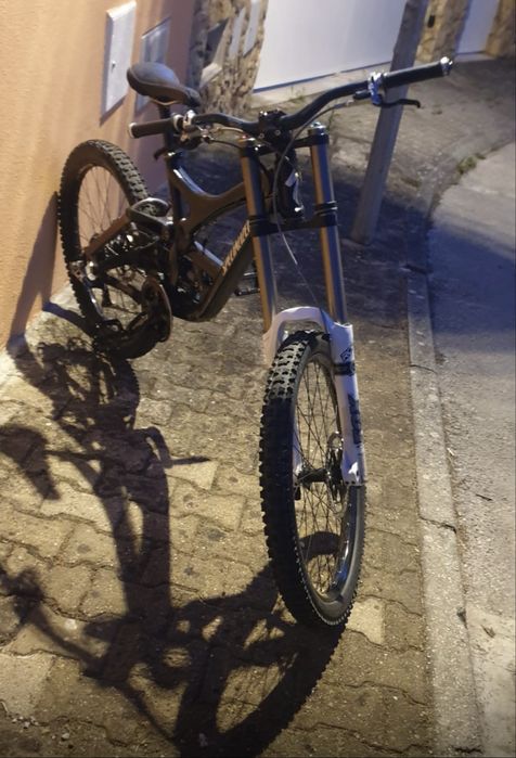 Specialized demo 8