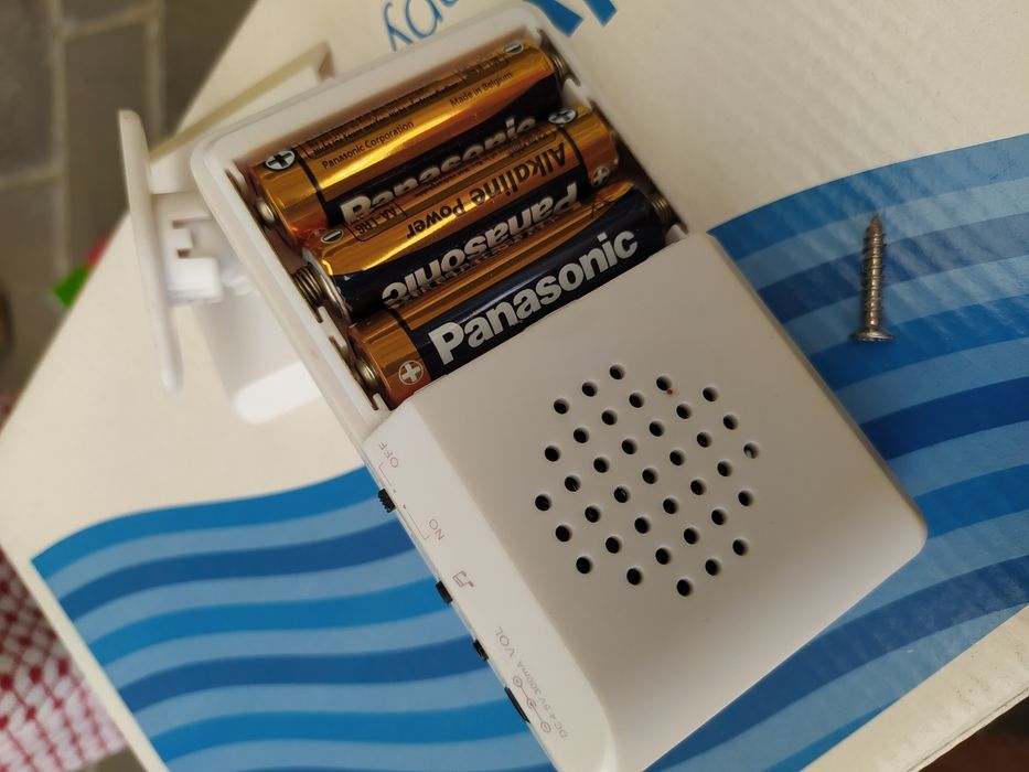 Detetor de movimento para entrada loja