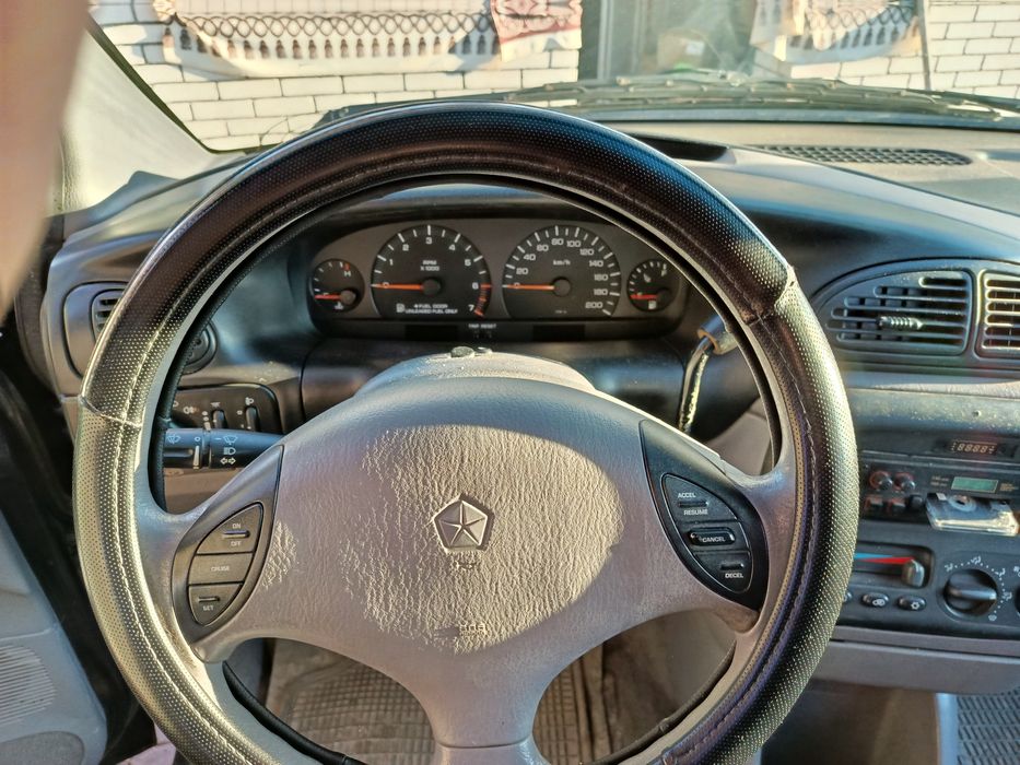 автомобіль крайслер