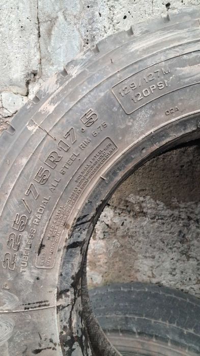 Шини вантажнi 225.75.17.5 Aeolus