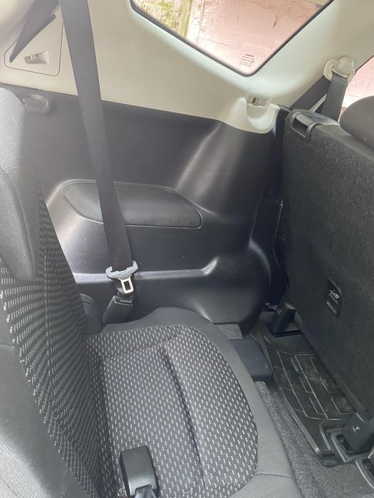 Ніссан кашкай+2 2009 р