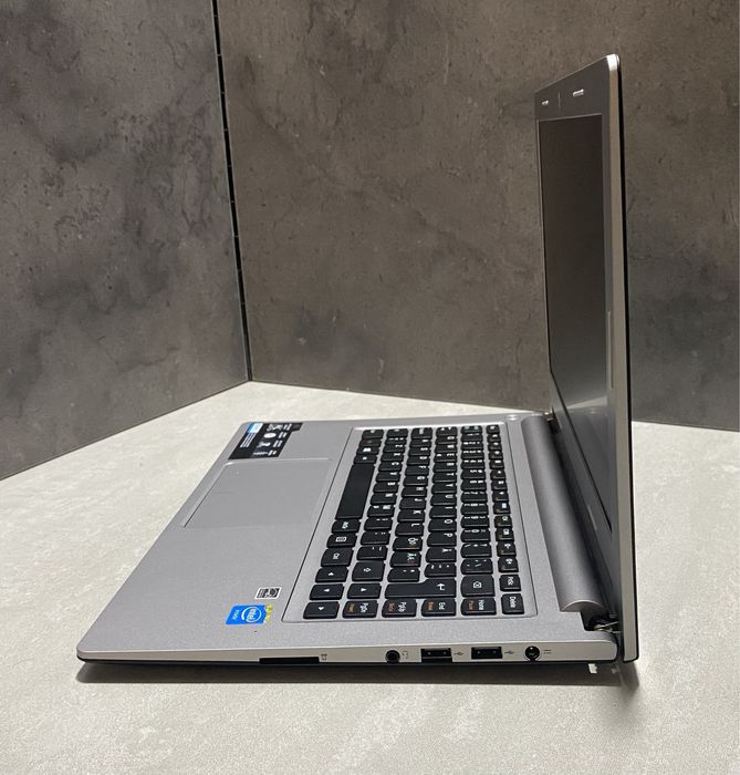 Ноутбук Lenovo M30-70 80H8 13.3" 4/500GB HDD! N3108