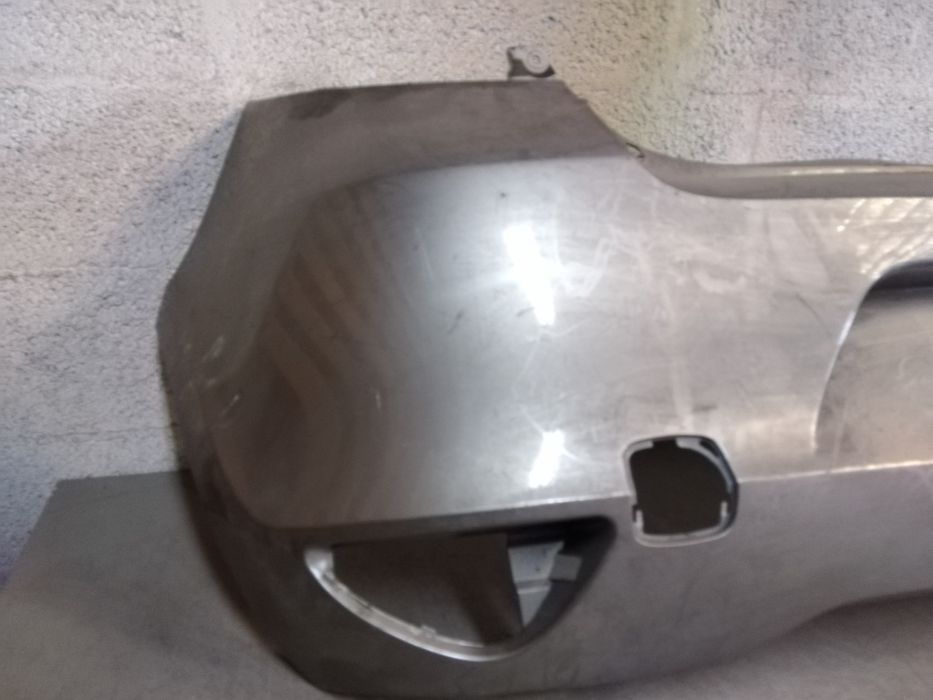 Vendo Para-choque de tras Renaut Clio 3 ano 2008/12
