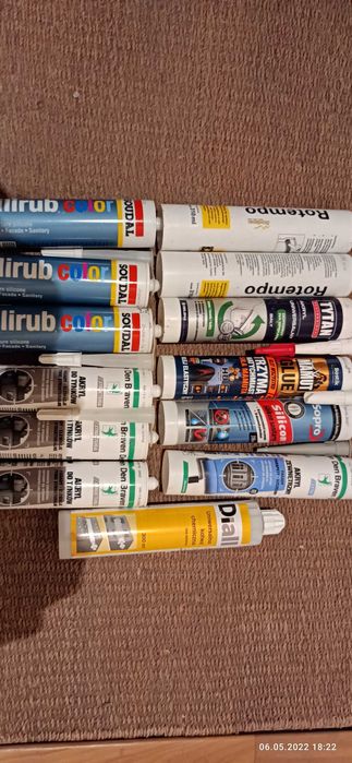 фарба інтерєрна два відра,герметик силікон,ручки до валика