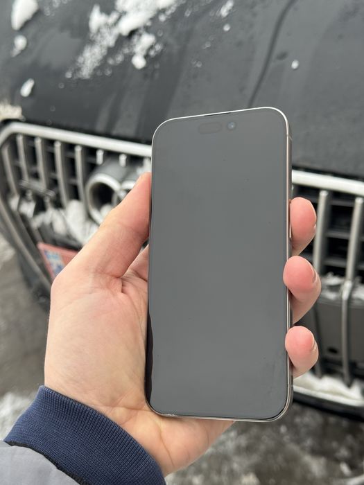 Iphone 15 pro 256 90% акб Європа natural titanium