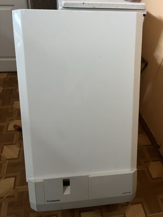 Газовий котел двухконтурний junkers ZWE 24-4MFA 23 S5800 з Європи