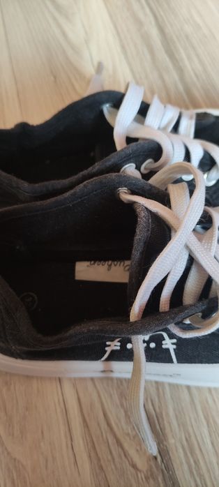 Buty tenisówki dla dziecka