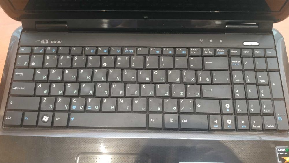 Ноутбук Asus X5EAC по запчастинах