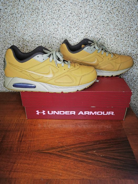 Кроссовки мужские Nike AIR Max Ivo.