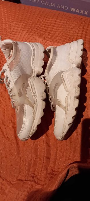 Sapatilhas de verão, brancas e transparentes - 35 - Bershka