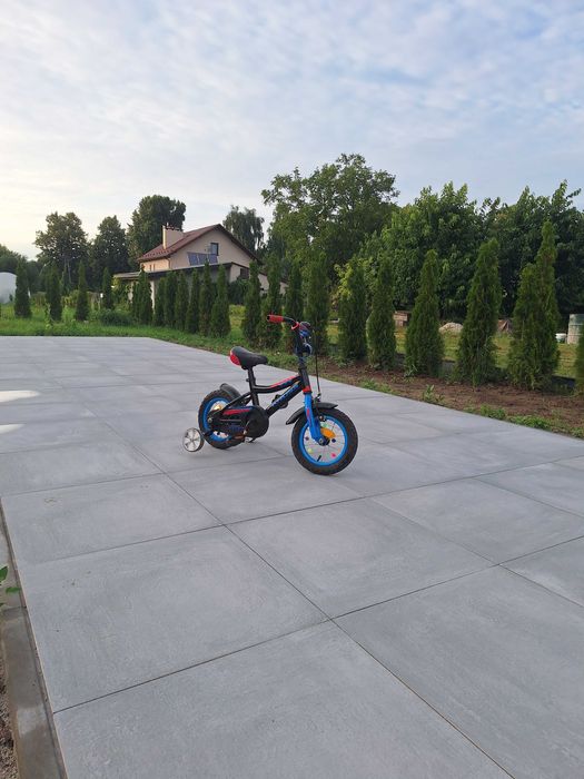 Rower dzieciecy stan bd.
