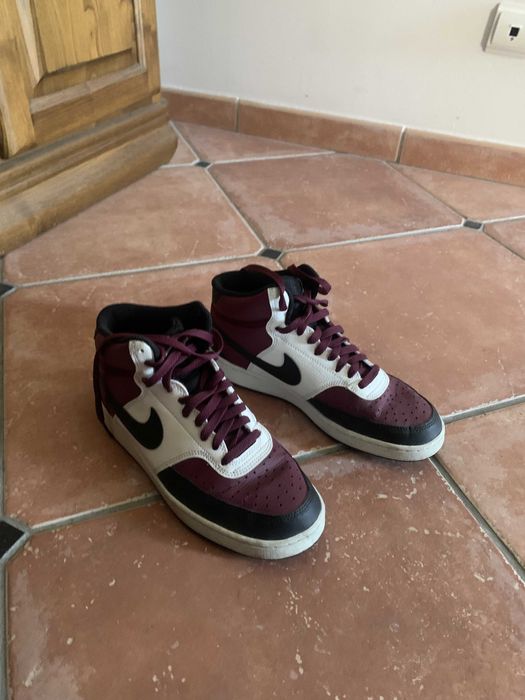 Sapatilhas Nike Bordô