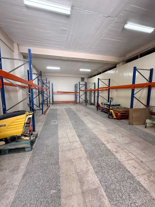 Armazém 80 m² em Odivelas | Despesas Incluídas | Cargas e Descargas