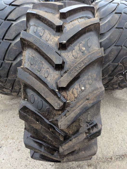 480/70R30 BKT Agrimax RT765 opona
