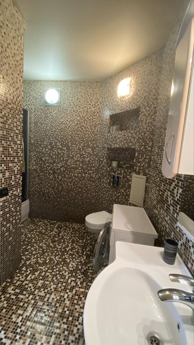 Оренда Елітної 2-кімнатної квартири в Центрі міста!