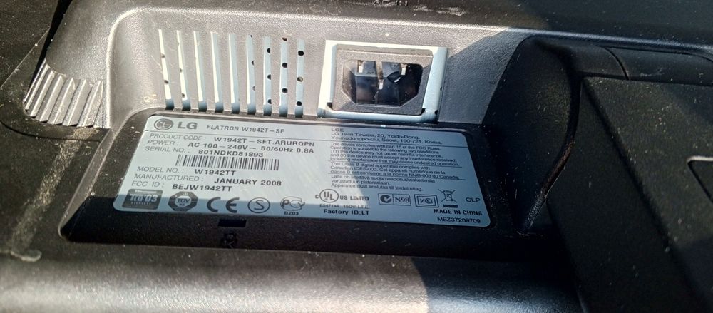 Монитор 19" LG Electronics W1942T-SF Silver