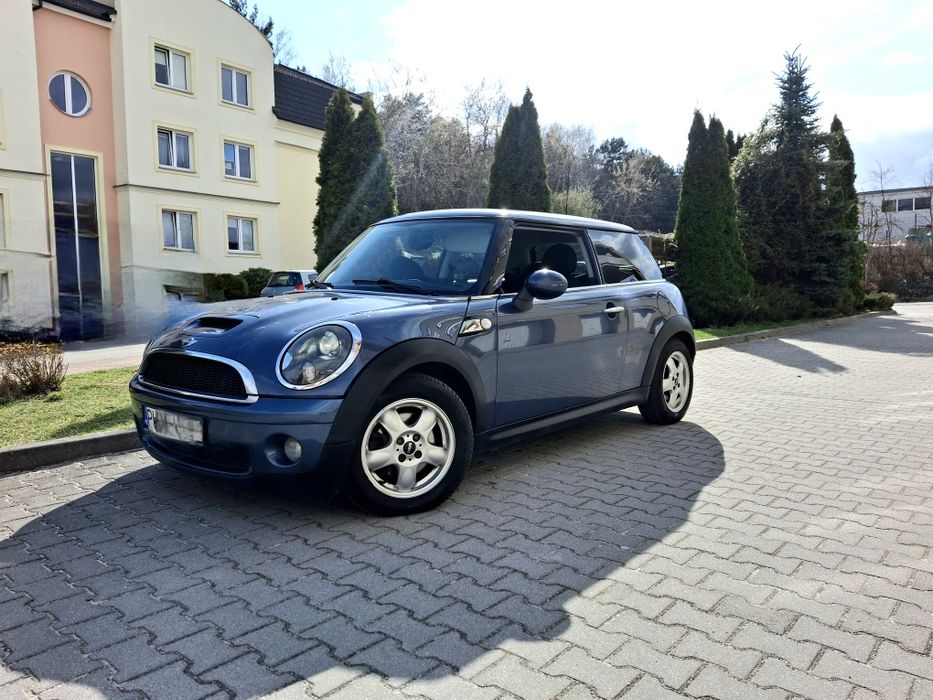 Mini Cooper S-doinwestowane auto.