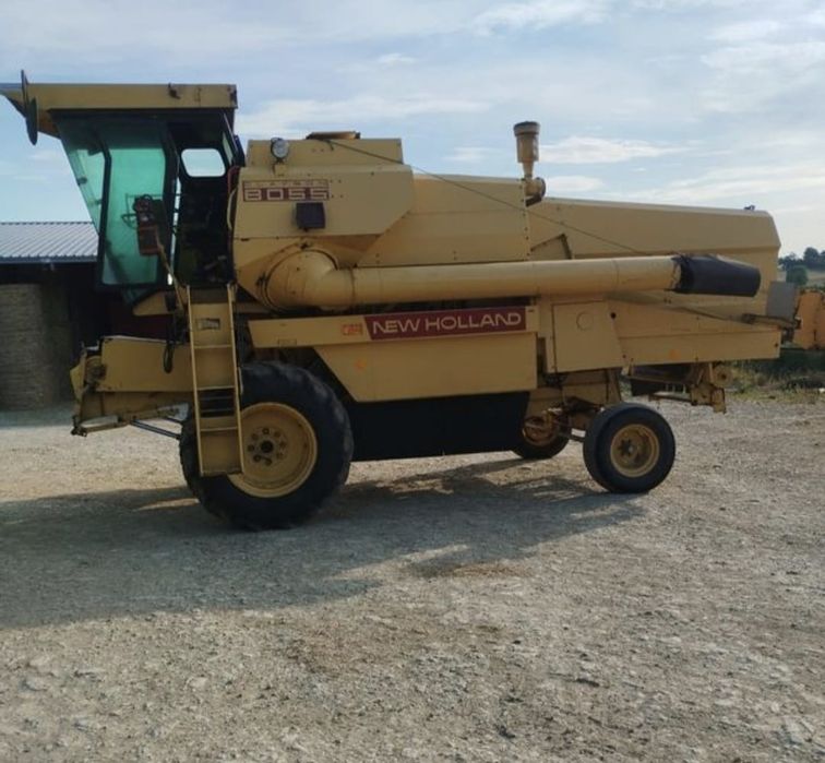 New holland 8055