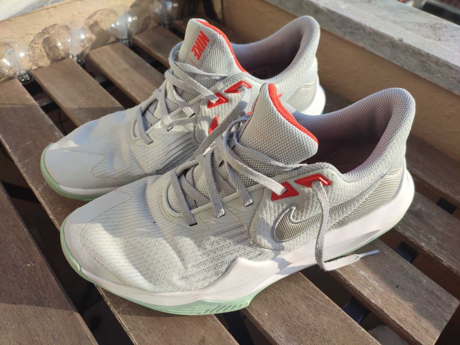 Nike Precision 5