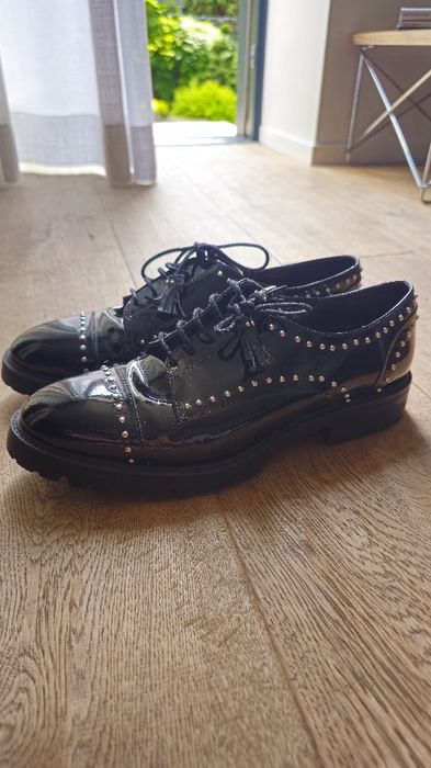 Skórzane buty Massimo Dutti 40