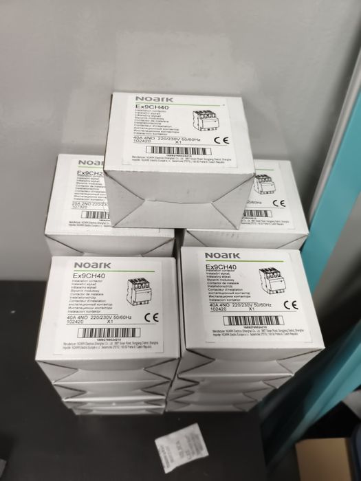 Stycznik NOARK  400V 4P  25/40A 17szt