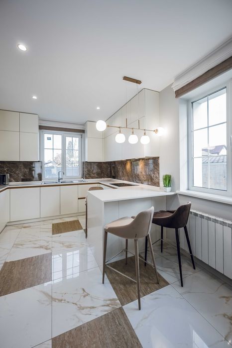 Новий будинок з басейном