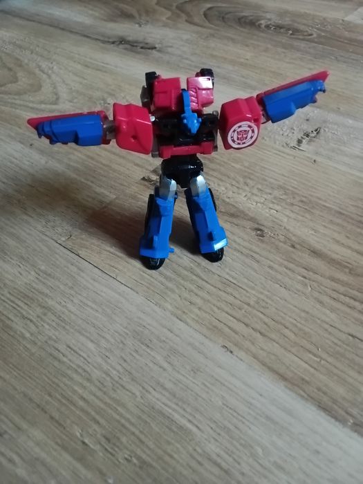Transformers Robots in Disguise Legion Class Optimus Prime