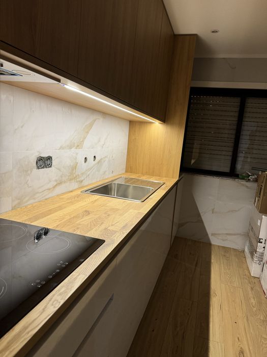 Cozinhas e roupeiros por medida