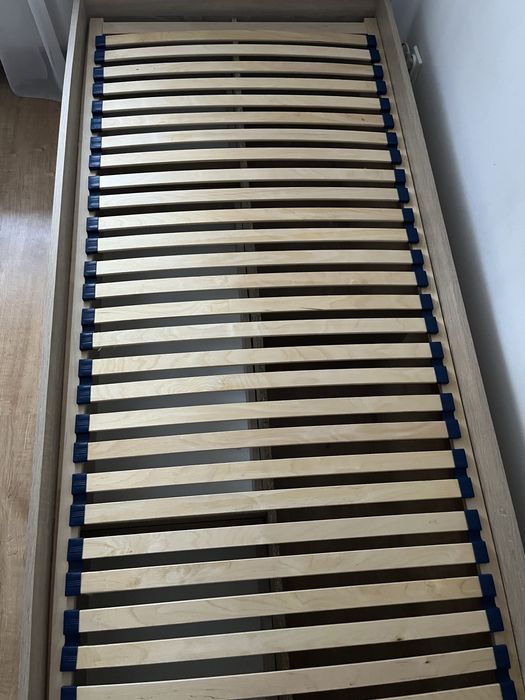 łóżko sypialniane