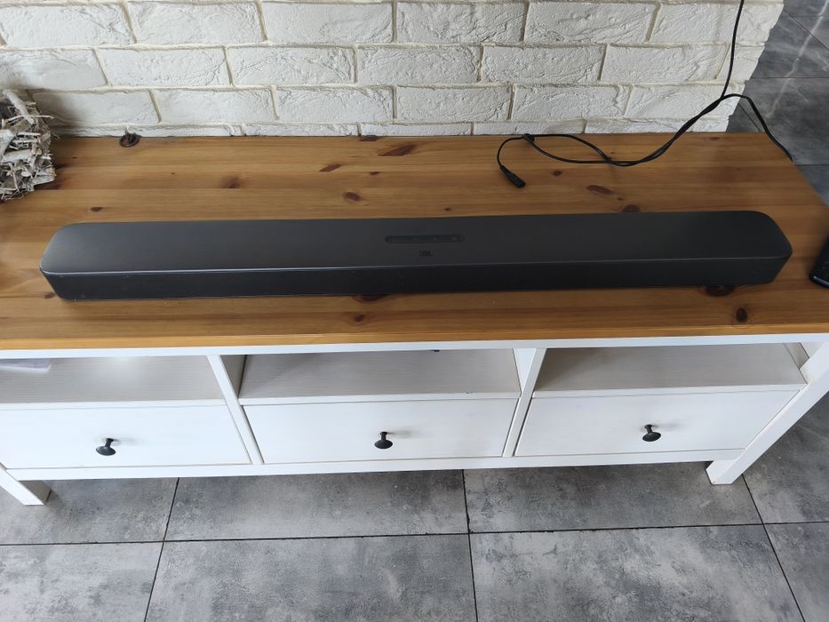 Soundbar JBL 5.1 Ultimate Cinematic.