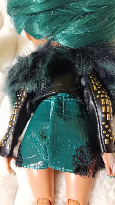 Boneca Rainbow High Jewel Ritchie "Vitiligo"