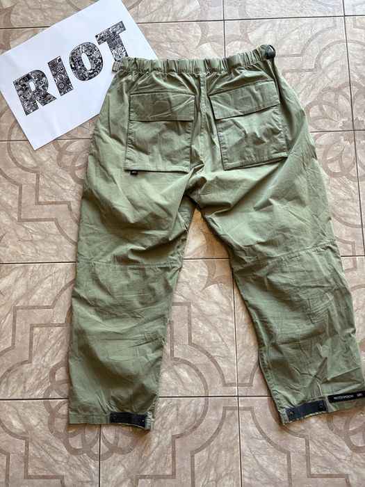 Штани riot division