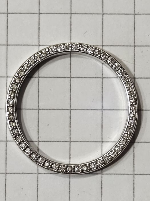 Золота каблучка, з діамантами 0.4 ct,585 проба.