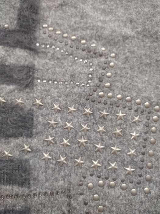 Sweter szary z aplikacją sprzedaż