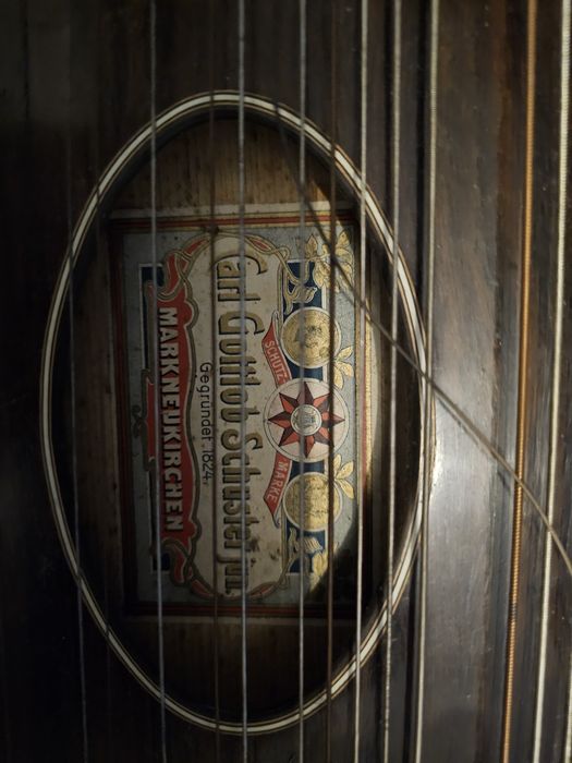 Cytra ponad stuletnia cytra.