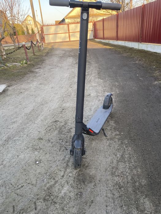 Електросамока  nine бот є 22