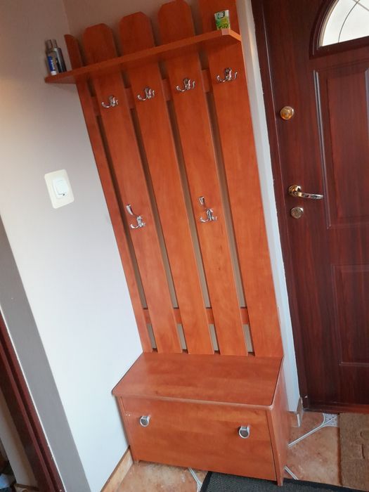 Szafa do przedpokoju
