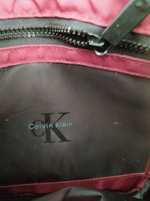 Torba na ramię listonoszka  Calvin Klein
