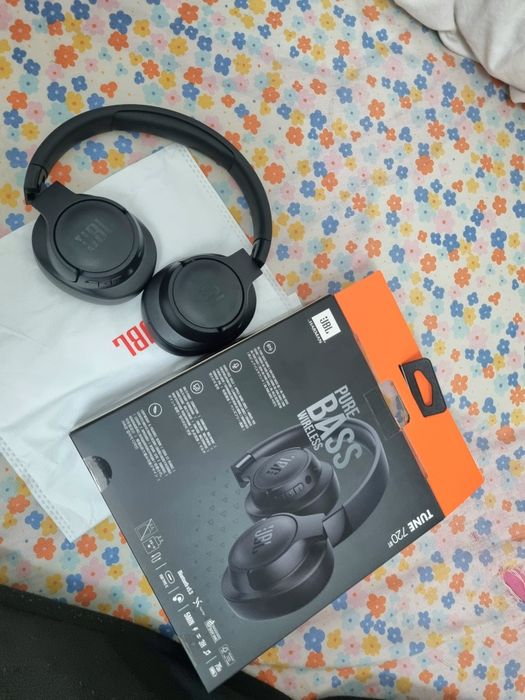 Fones  da JBL Tune 720