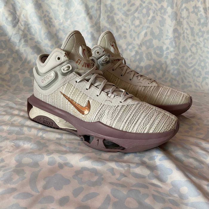 баскетбольні кросівки Nike GT Jump 2 (р. 44)