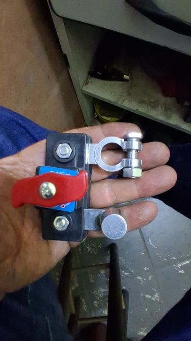Sistema de corta corrente da bateria p/  automóveis camiões  tratores