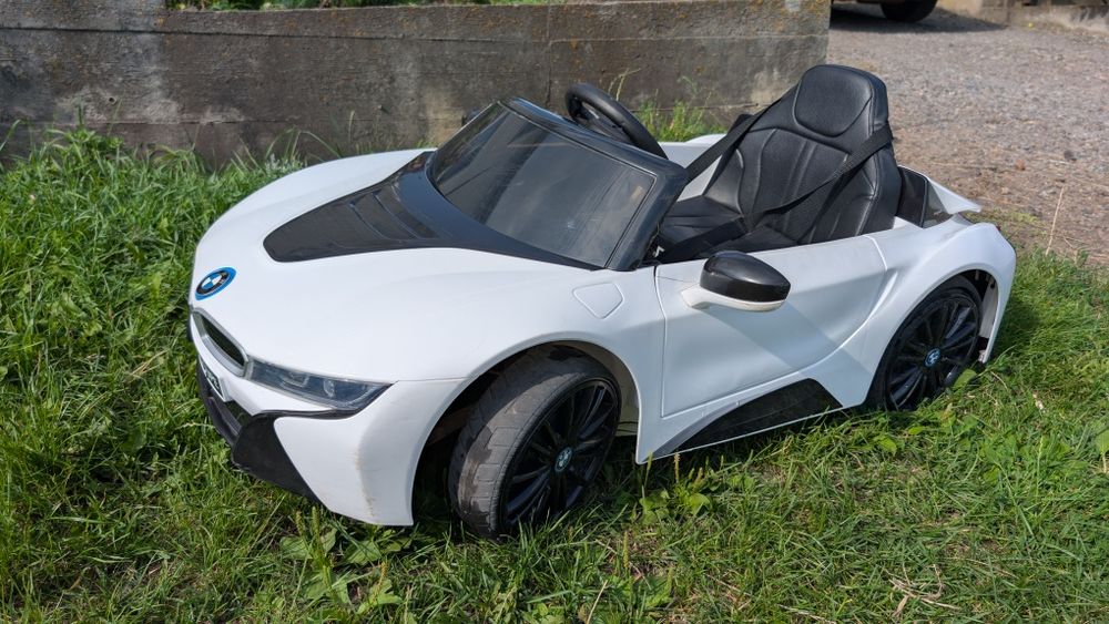 Дитячий електромобіль BMW i8 Coupe, дитячий автомобіль