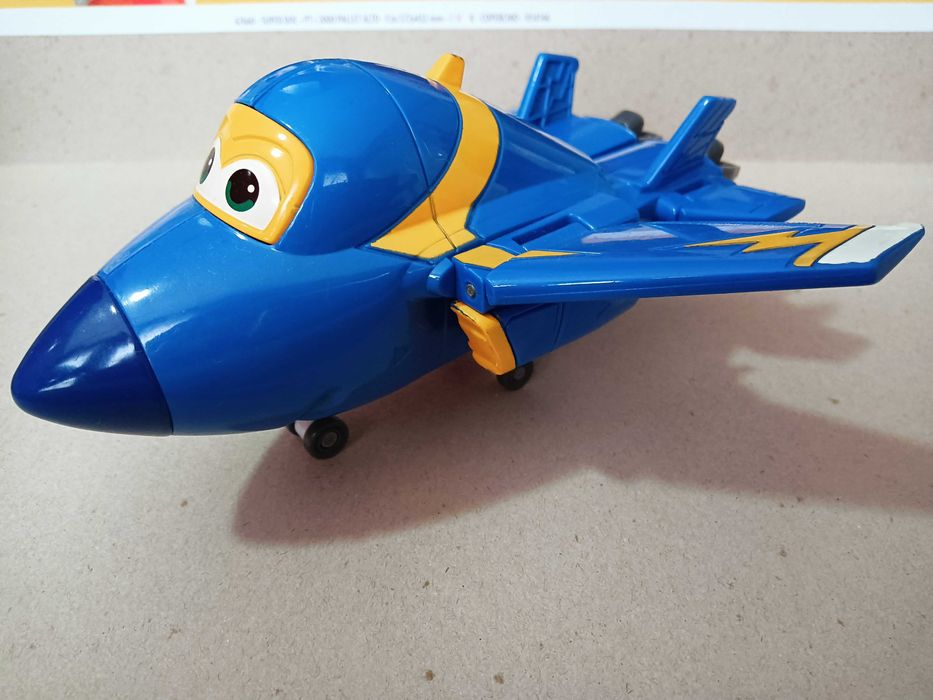 Superwings (Jet + Jerome)