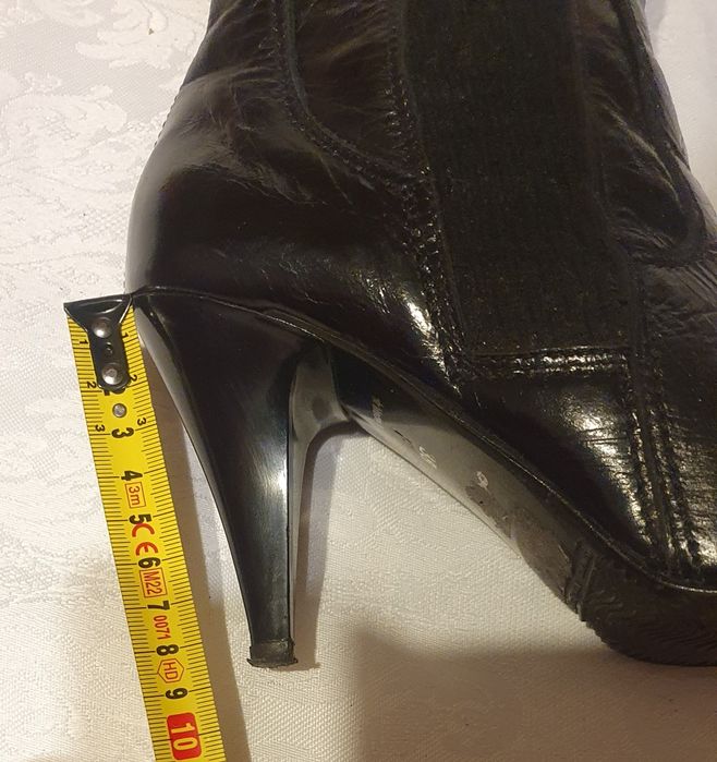 Wysokie czarne kozaki na szpilce 38 przed zakupem przeczytaj opis