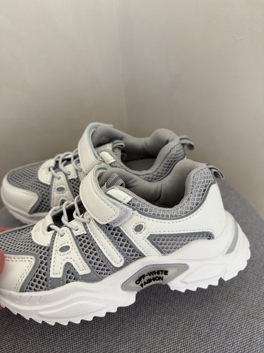 Кросівки сітка 19 см