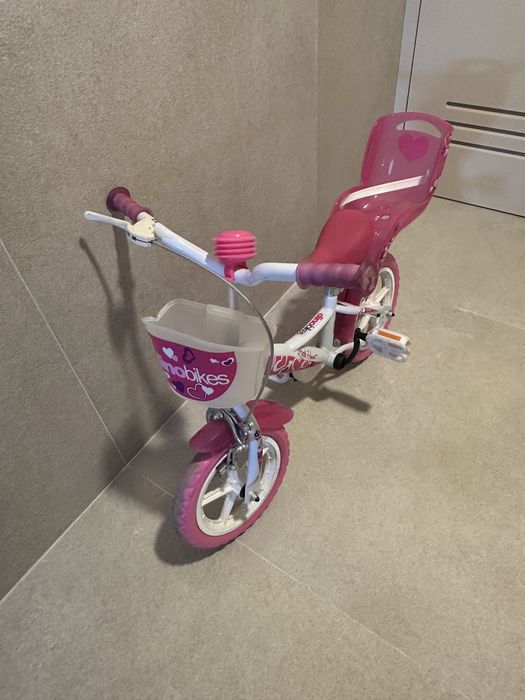 Bicicleta menina com cadeira para boneca