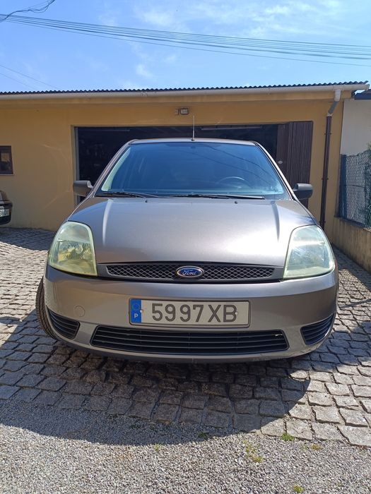Ford Fiesta 1.4 TDCI 2004 5 lugares